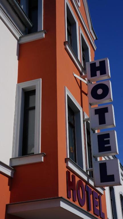 City-Hotel-ヴォルガスト エクステリア 写真