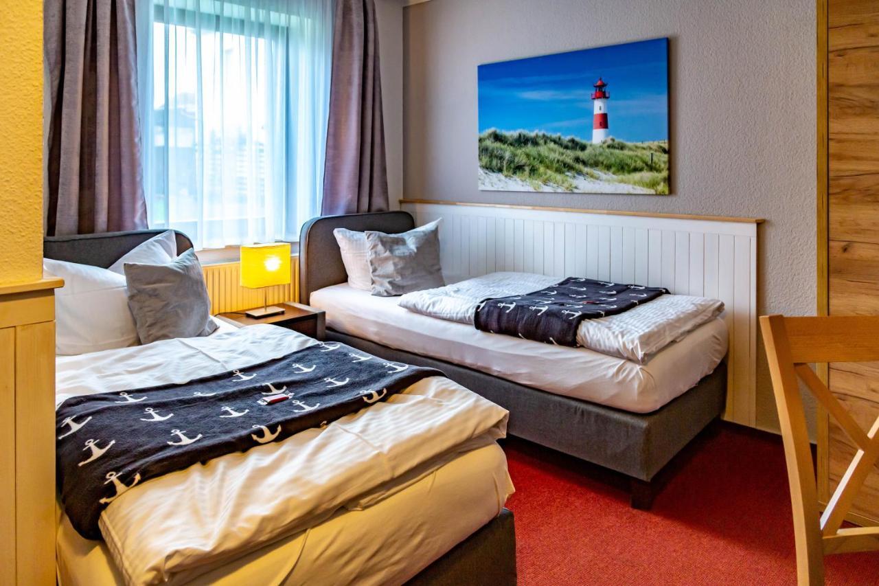 City-Hotel-ヴォルガスト エクステリア 写真